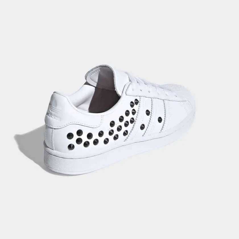 Adidas Originals Women's Superstar Studs Size 6 - White