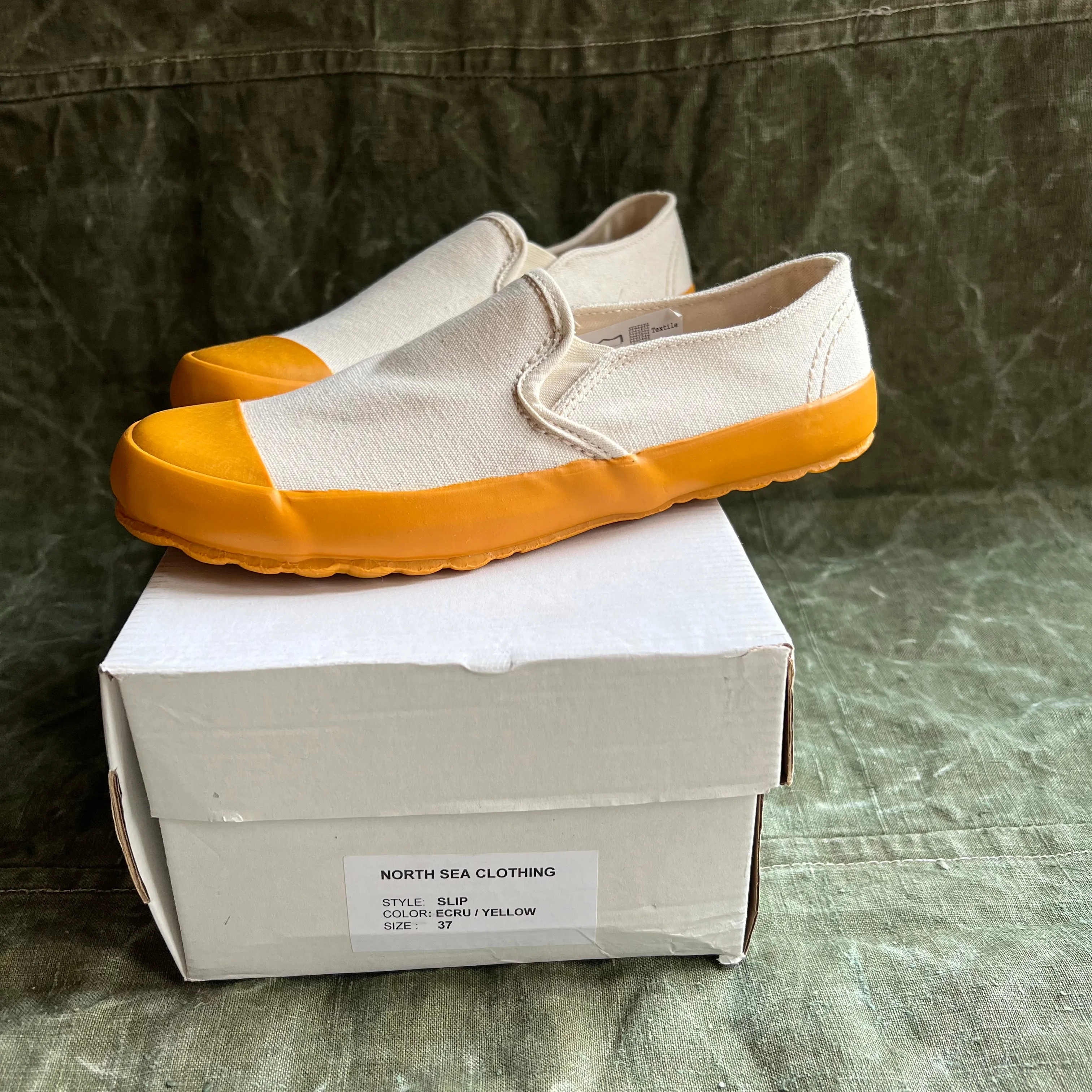 ARCHIVE SALE - MK 1 SLIP-ON, ECRU/YELLOW