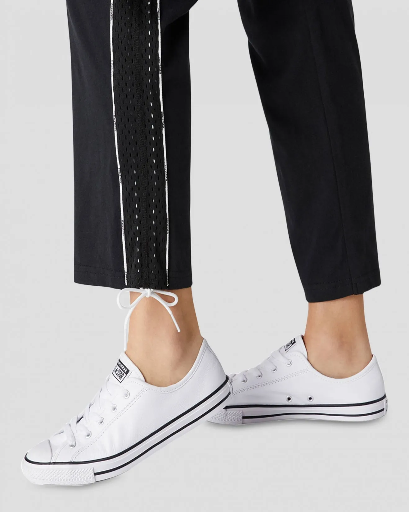 Converse Chuck Taylor Dainty Leather Low White