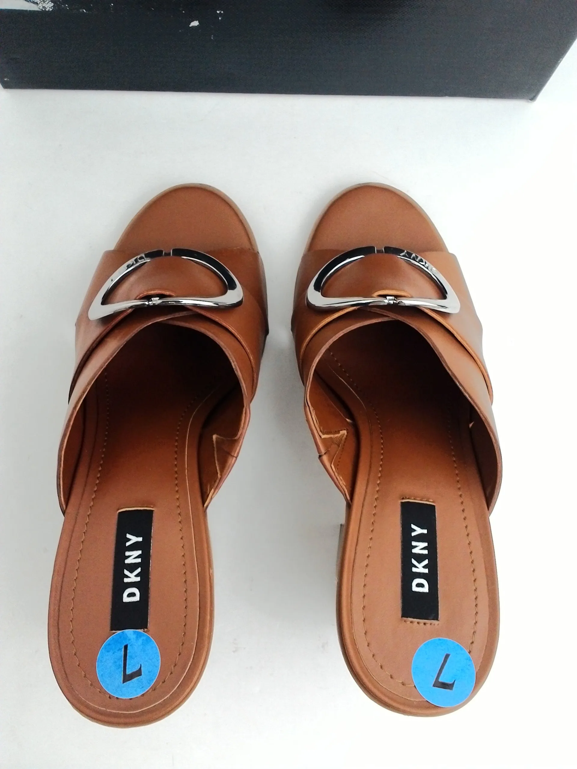 DKNY Women's Cavi Sandal Mule Brown Size 7