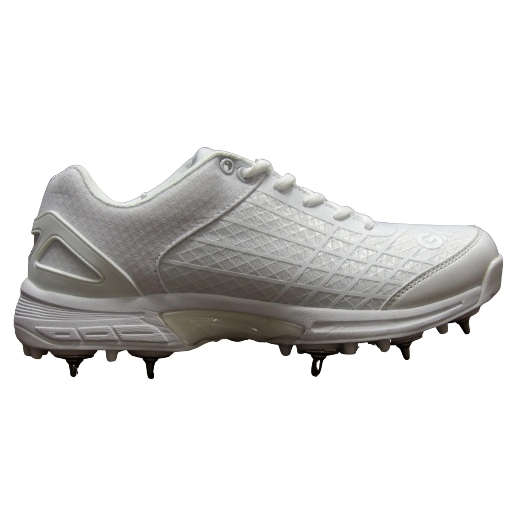 GM Shoes, Icon All-Rounder Cricket Shoes With Spike White