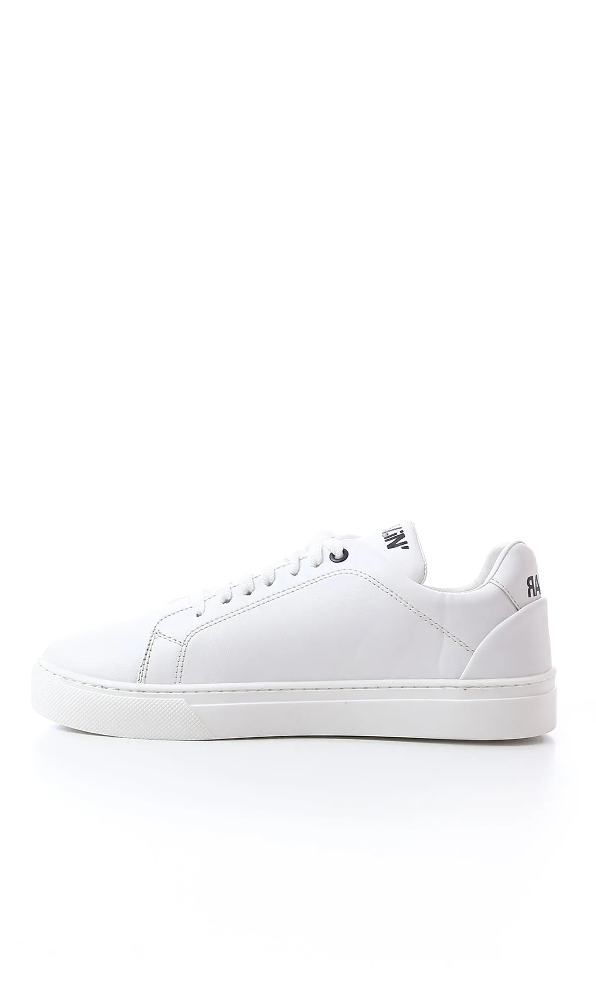 O175056 Shiny Textured Leather White Casual Shoes