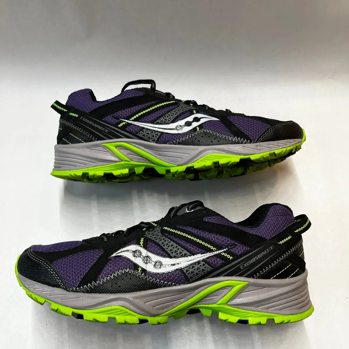 SAUCONY Women's Grid Excursion TR7 Gray/Blue/Citron Trail Running size 9M- Preowned