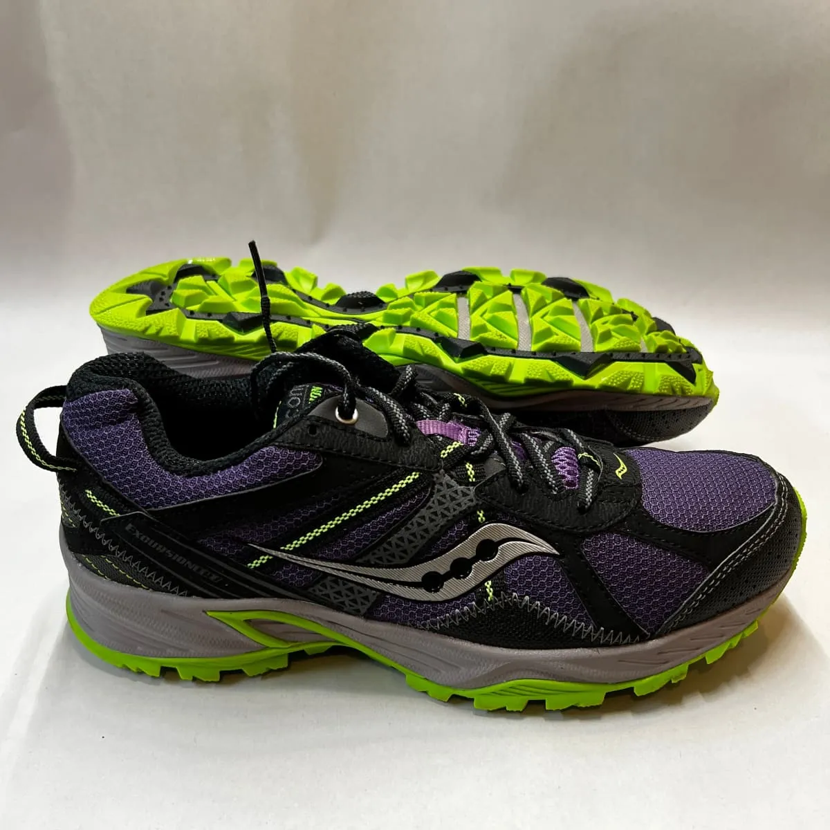 SAUCONY Women's Grid Excursion TR7 Gray/Blue/Citron Trail Running size 9M- Preowned