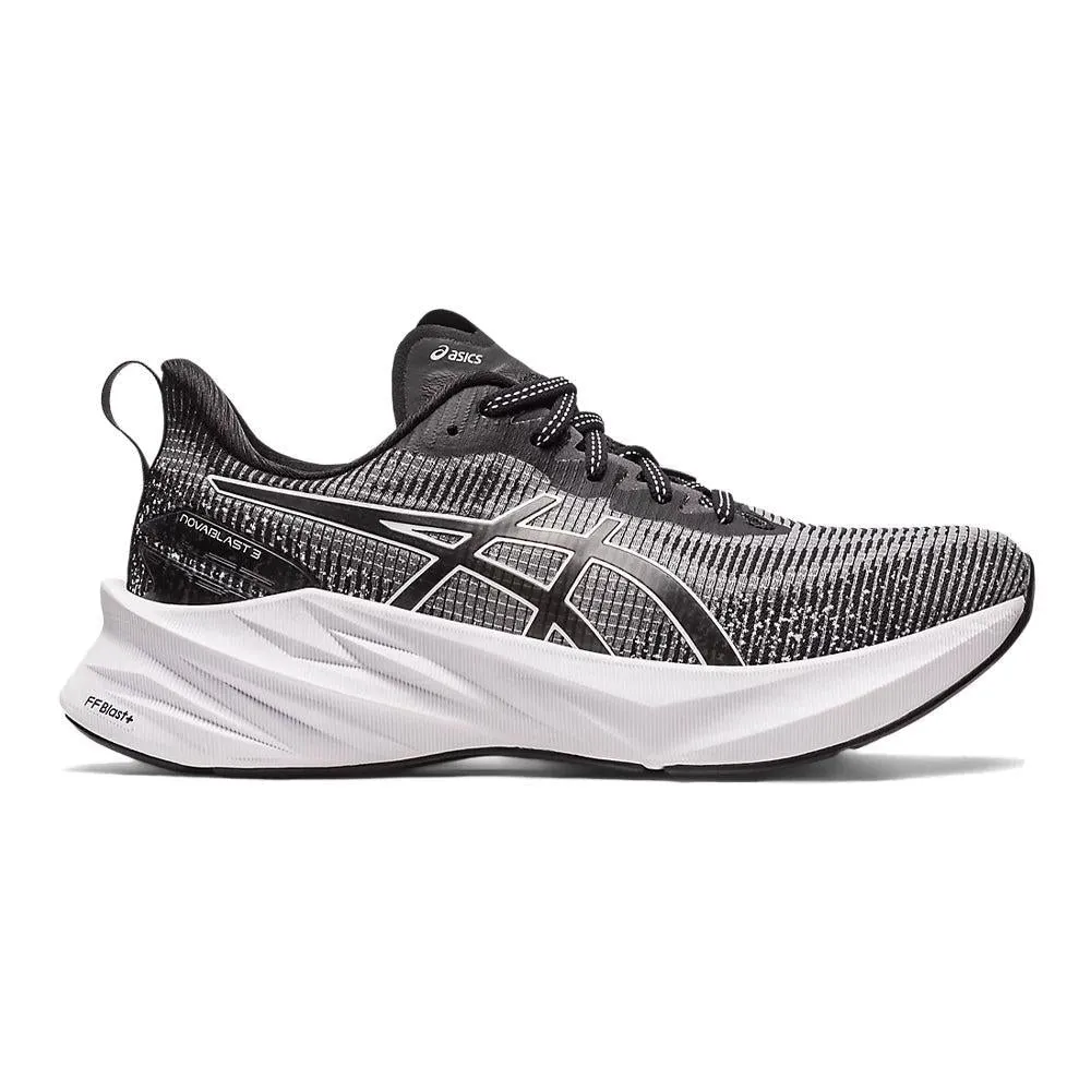 Women's Asics Novablast 3 LE, White/Black, 11 B Medium